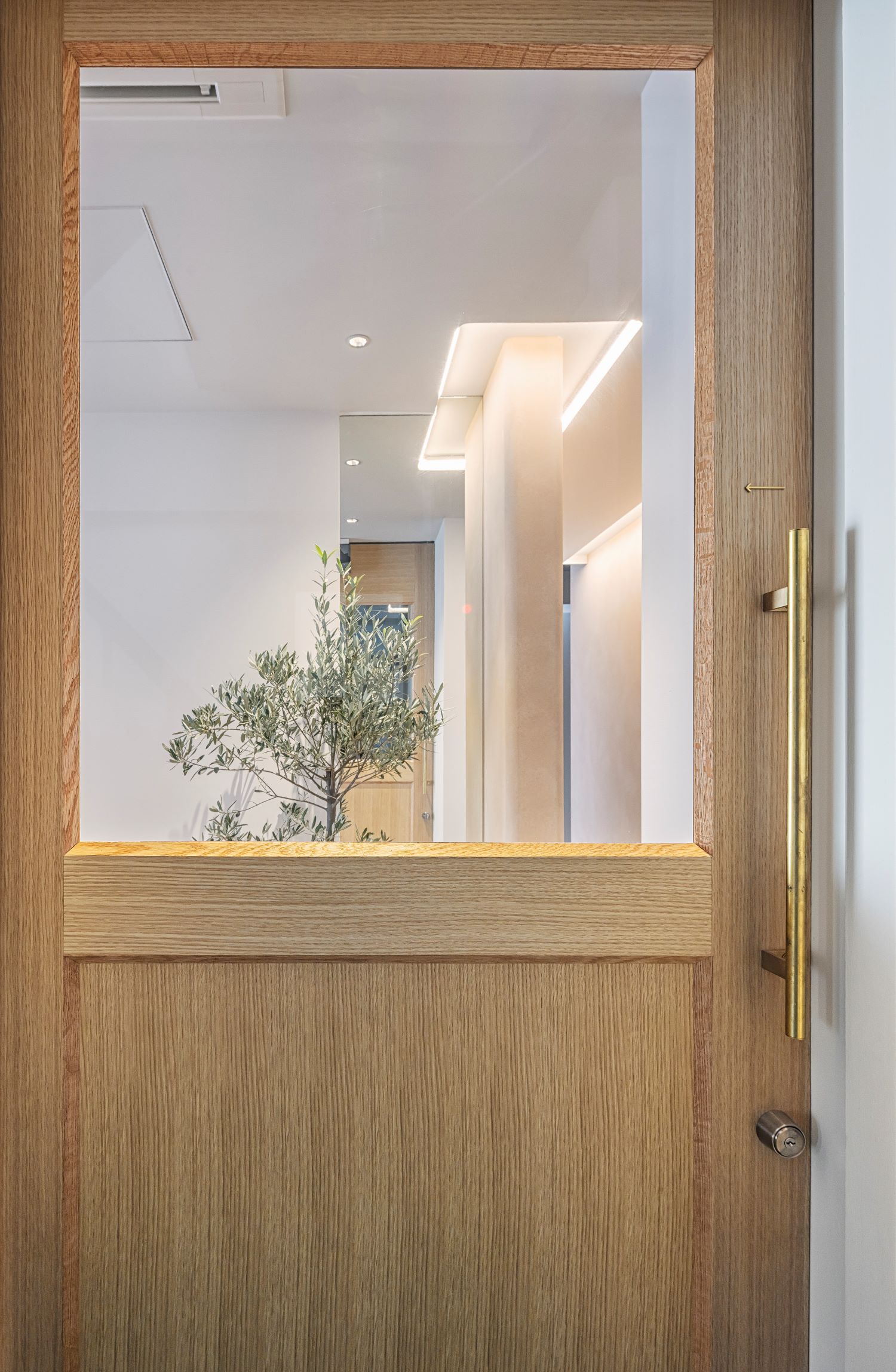 SALON MOGO IKEBUKURO 店舗画像